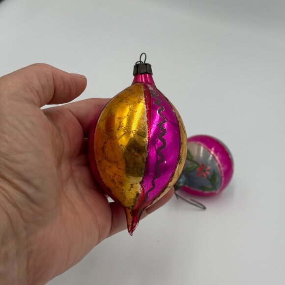 3 VTG Indent Painted Glass Christmas Ornaments Poland Teardrop 2 med 1 small. - Picture 9 of 15